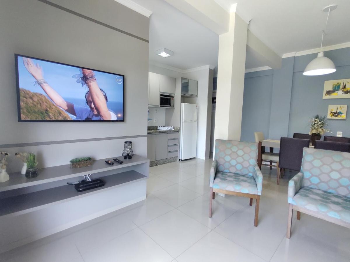 Bombinhas Centro, apartamento 02 dorm, ótima localização Extérieur photo